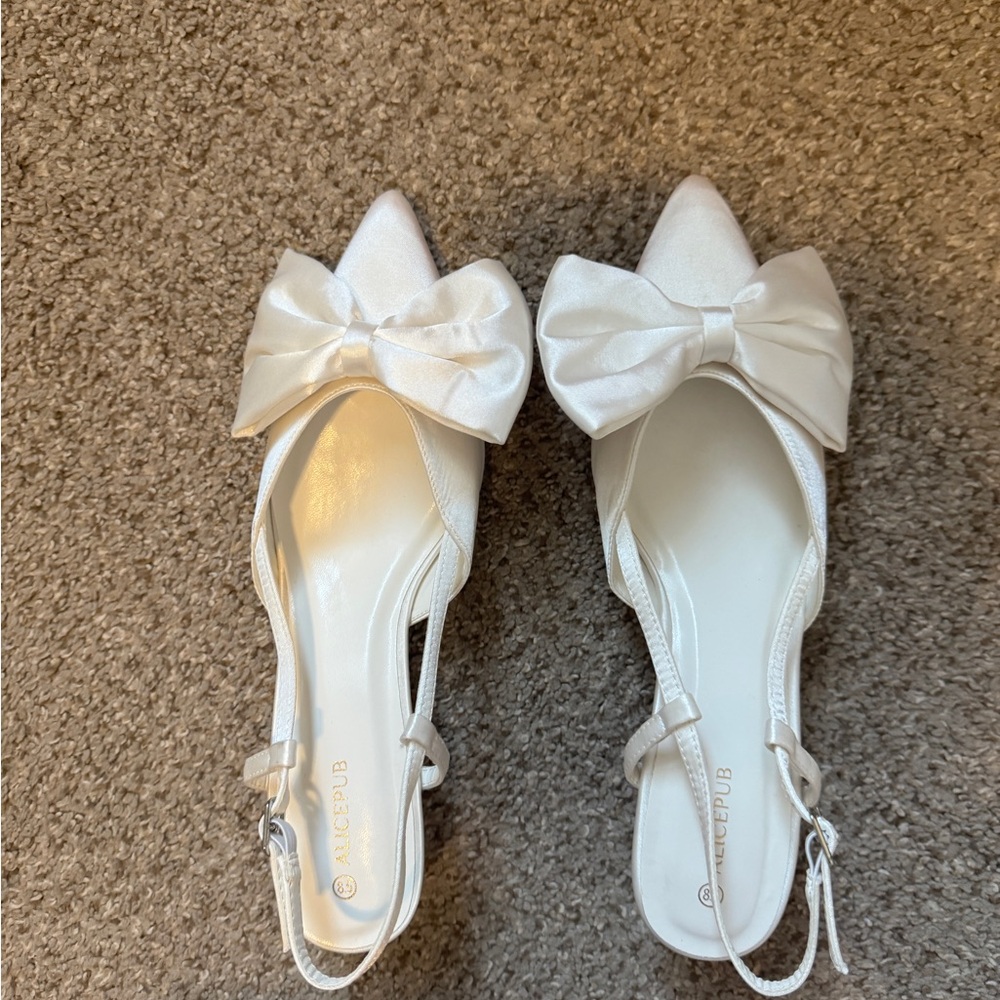 Elegant White Bow Slingback Heels